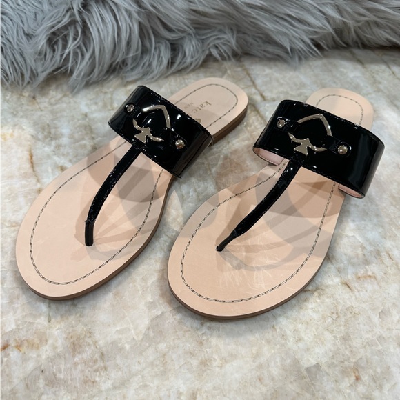 Kate Spade Cece Heart Black Shiny PVC Thong Sandals. New - Picture 2 of 9